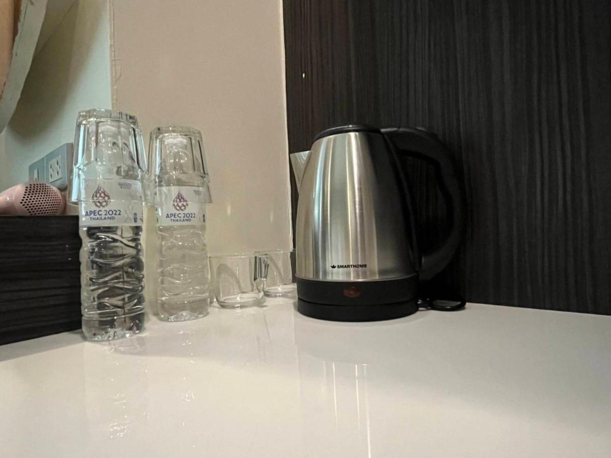 Orion Rooms Sukhumvit 11 Бангкок Екстер'єр фото