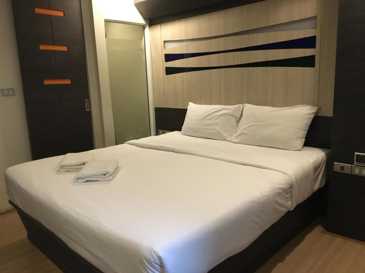 Orion Rooms Sukhumvit 11 Бангкок Екстер'єр фото