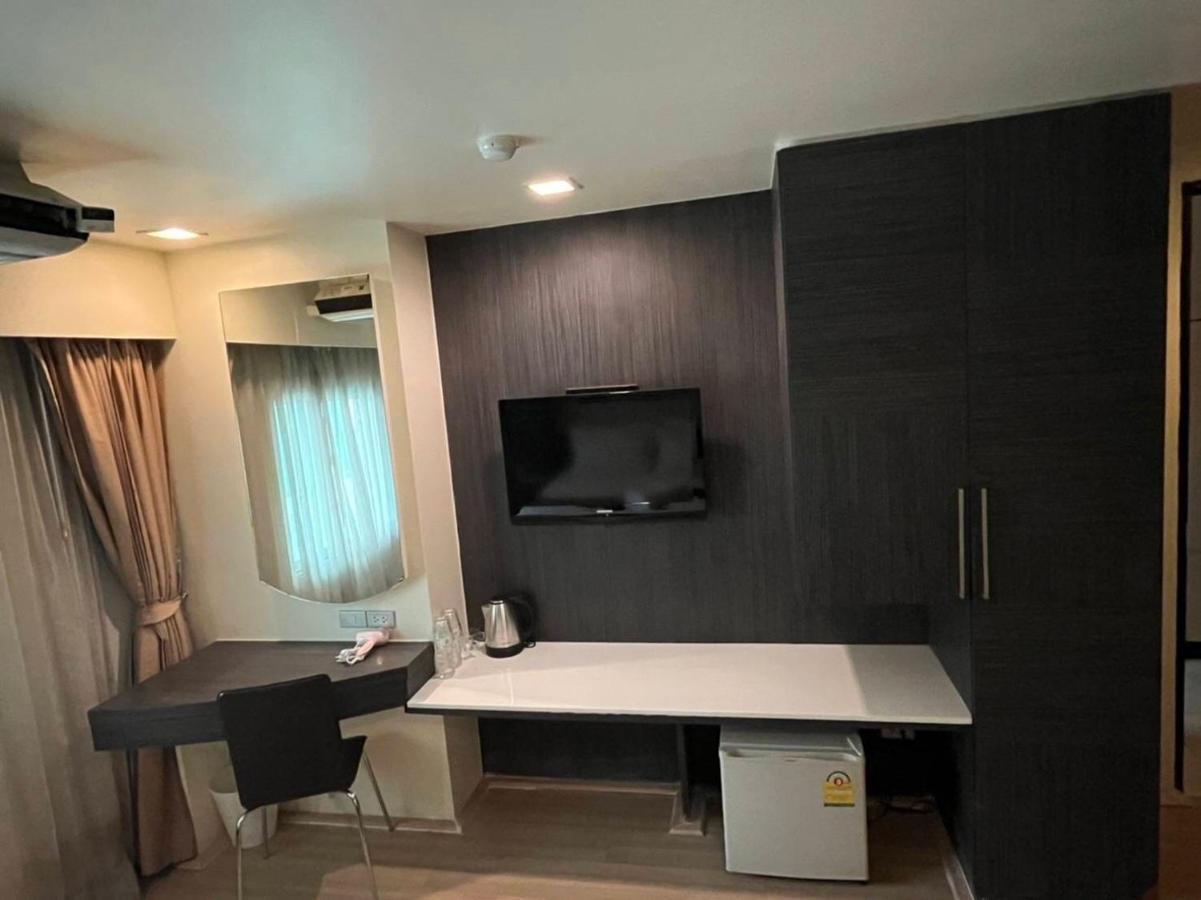 Orion Rooms Sukhumvit 11 Бангкок Екстер'єр фото